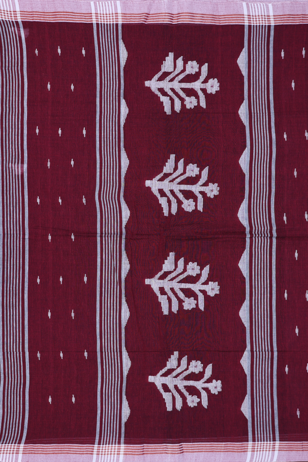 Bengal Cotton Saree In Maroon With Threadwork Buttas