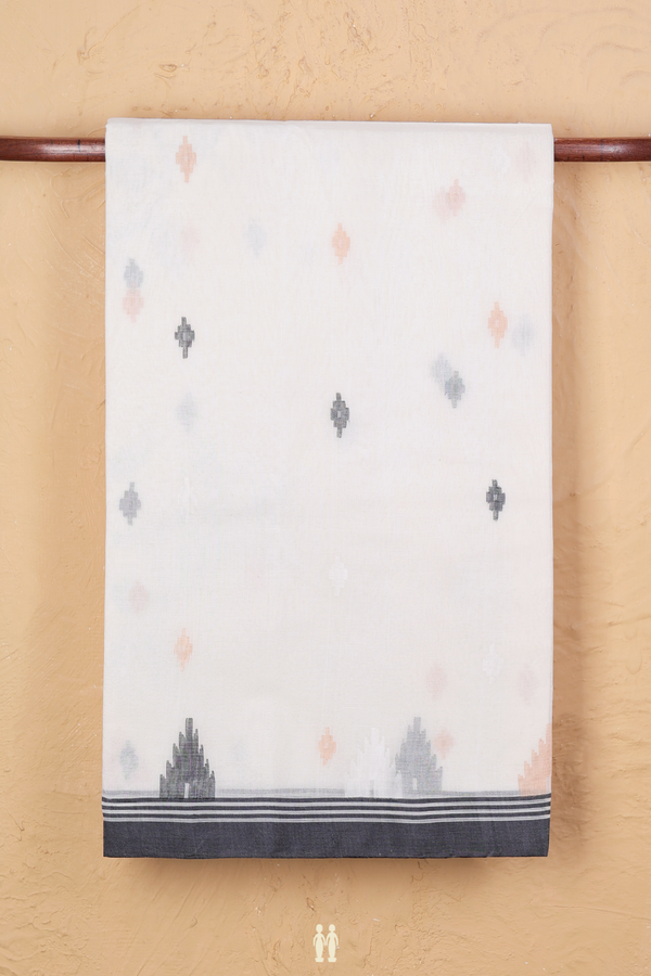 Bengal Cotton Saree In White With Threadwork Buttas