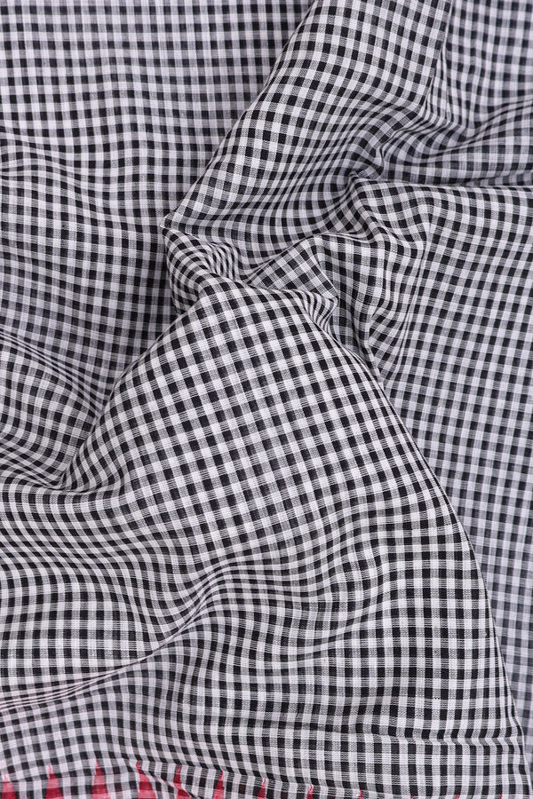 Bengal Cotton Saree In Black And White With Checks Design