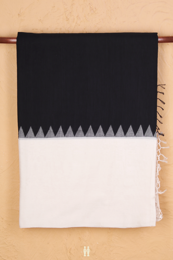 Bengal Cotton Saree In Black With Contrast Border
