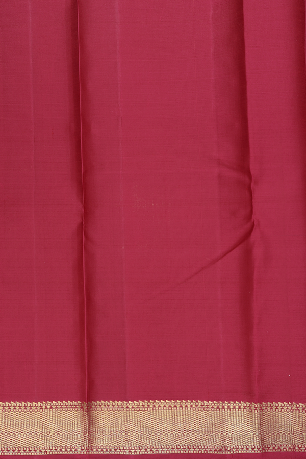 Kanchipuram Silk Saree In Crimson Red With Zari Buttas
