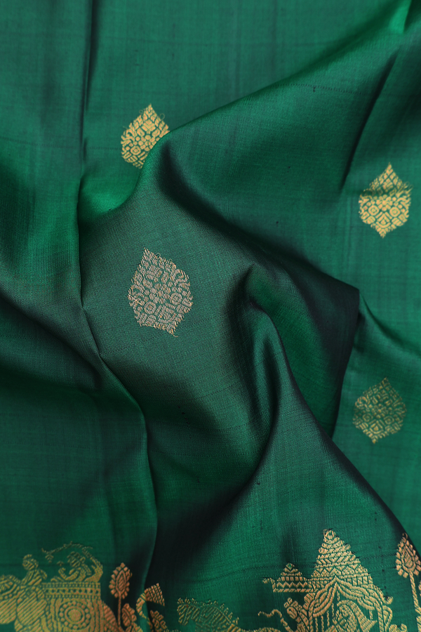 Kanchipuram Silk Saree In Emerald Green With Zari Buttas