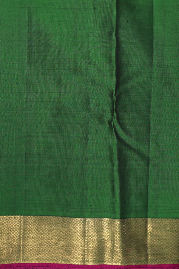 Kanchipuram Silk Saree In Purple With Brocade Design