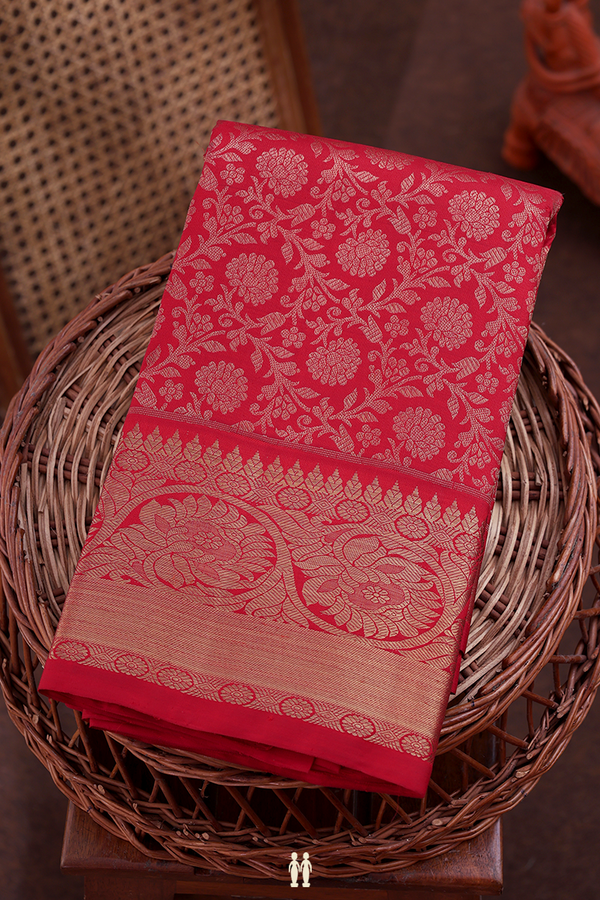 Kanchipuram Silk Saree In Red With Floral Design