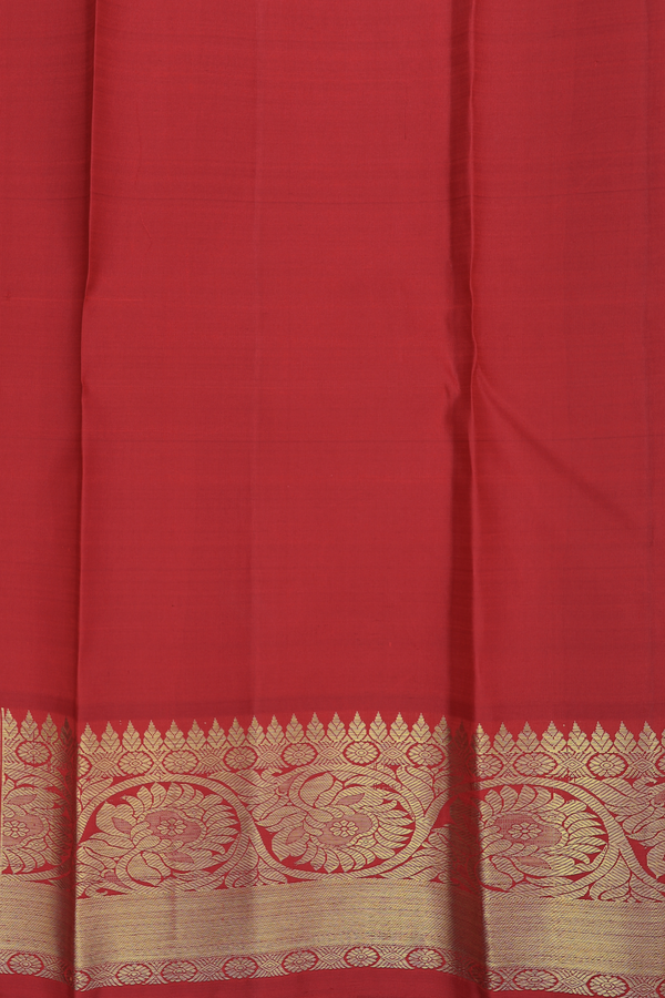 Kanchipuram Silk Saree In Red With Floral Design
