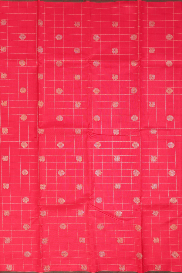 Kanchipuram Silk Saree In Chilli Red Checks Along With Buttas