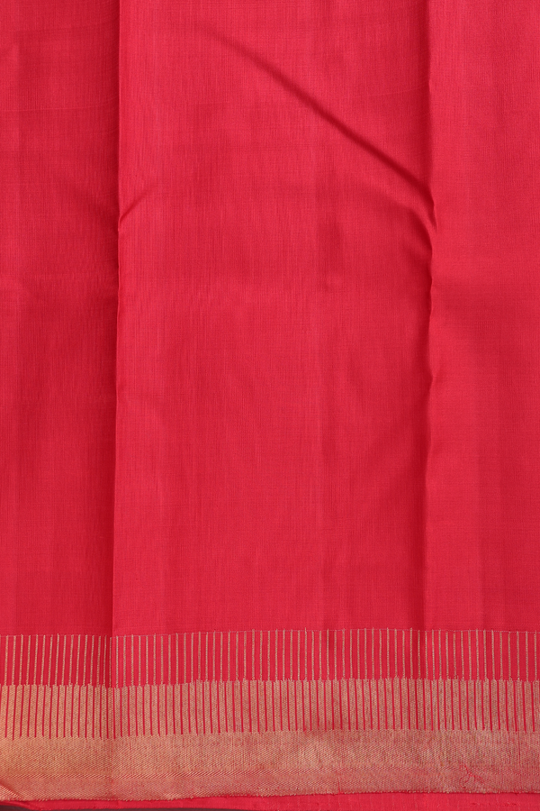 Kanchipuram Silk Saree In Scarlet Red With Zari Border
