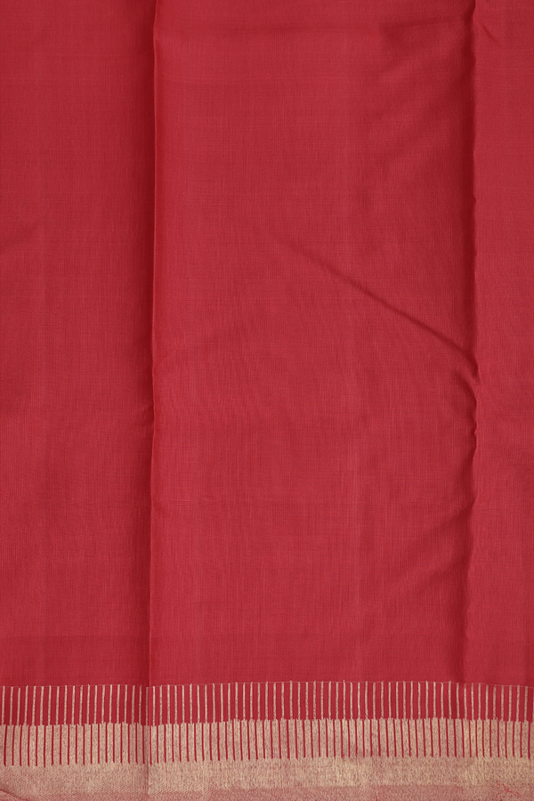 Kanchipuram Silk Saree In Scarlet Red With Seepu Rekku Border