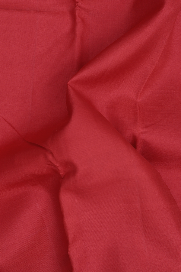 Kanchipuram Silk Saree In Scarlet Red With Seepu Rekku Border