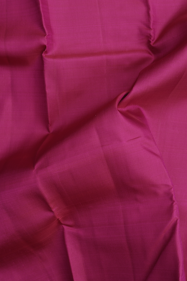 Kanchipuram Silk Saree In Magenta With Temple Border