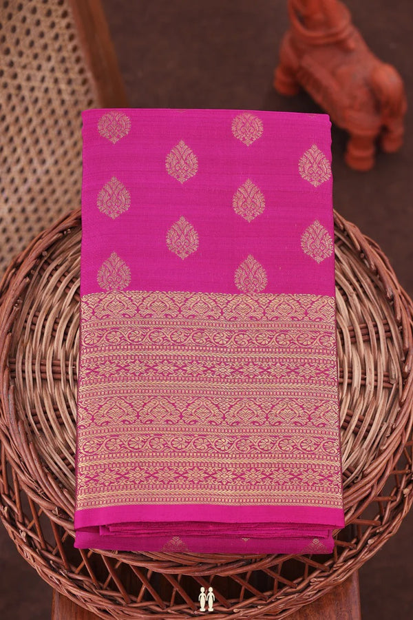 Kanchipuram Silk Saree In Magenta With Zari Buttas
