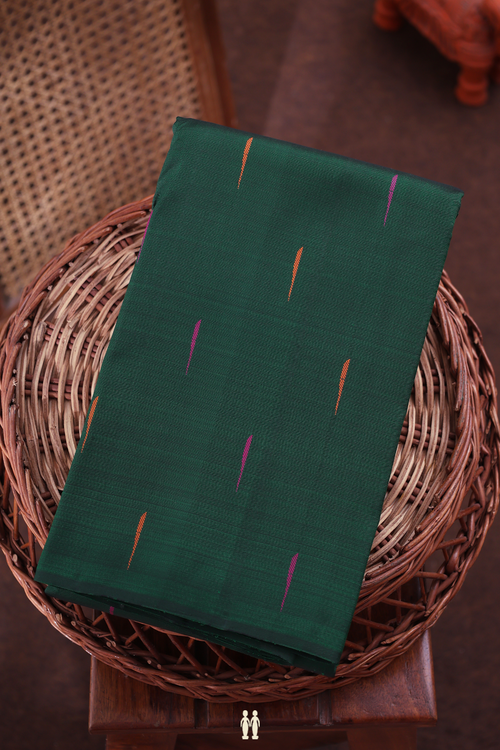 Kanchipuram Silk Saree In Forest Green With Malli Moggu Buttas