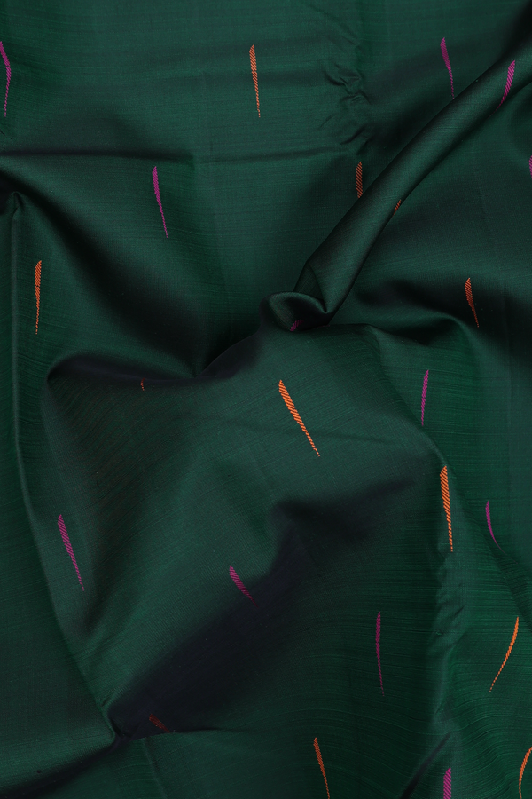 Kanchipuram Silk Saree In Forest Green With Malli Moggu Buttas