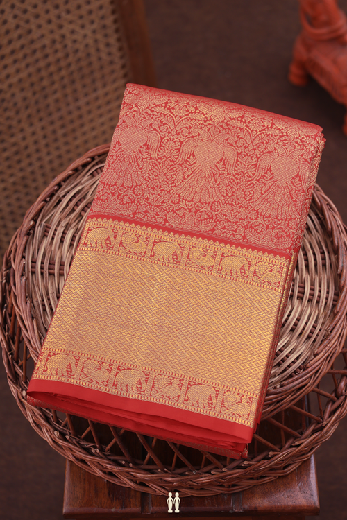 Kanchipuram Silk Saree In Chilli Red With Iruthalai Pakshi