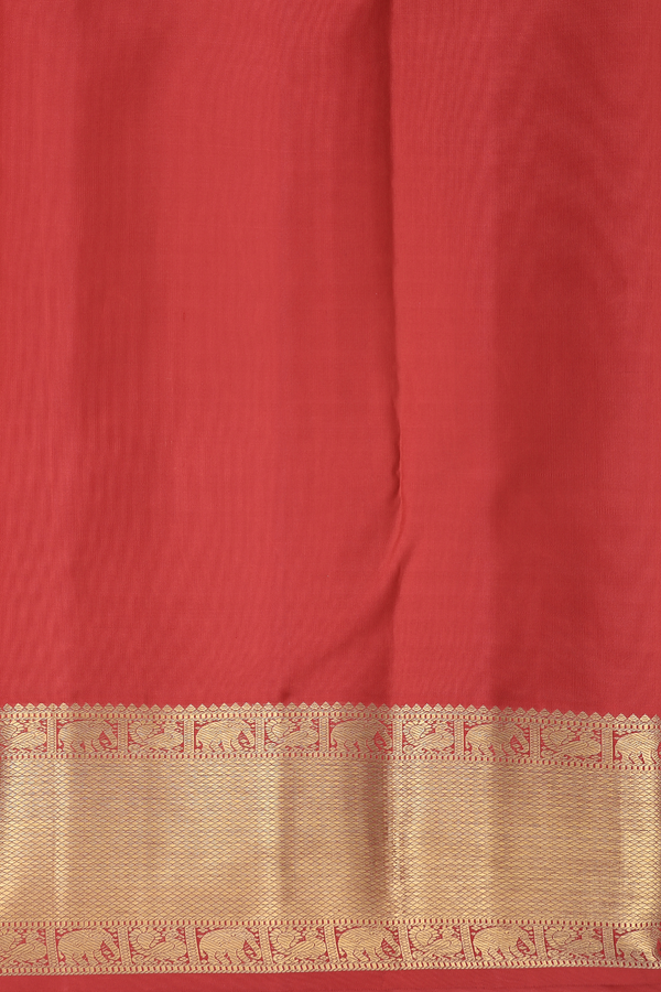 Kanchipuram Silk Saree In Chilli Red With Iruthalai Pakshi