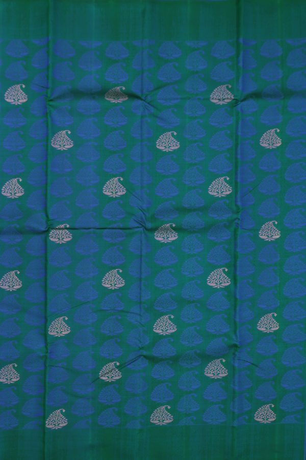 Kanchipuram Silk Saree In Green With Paisley Design
