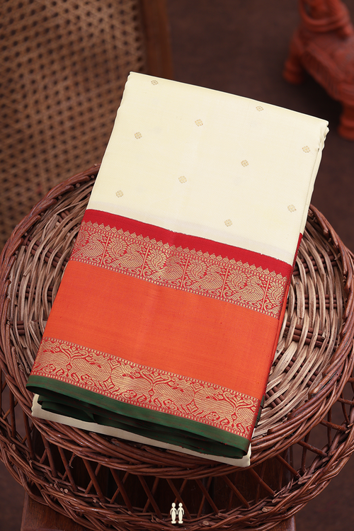 Kanchipuram Silk Saree In Off White With Floral Buttis