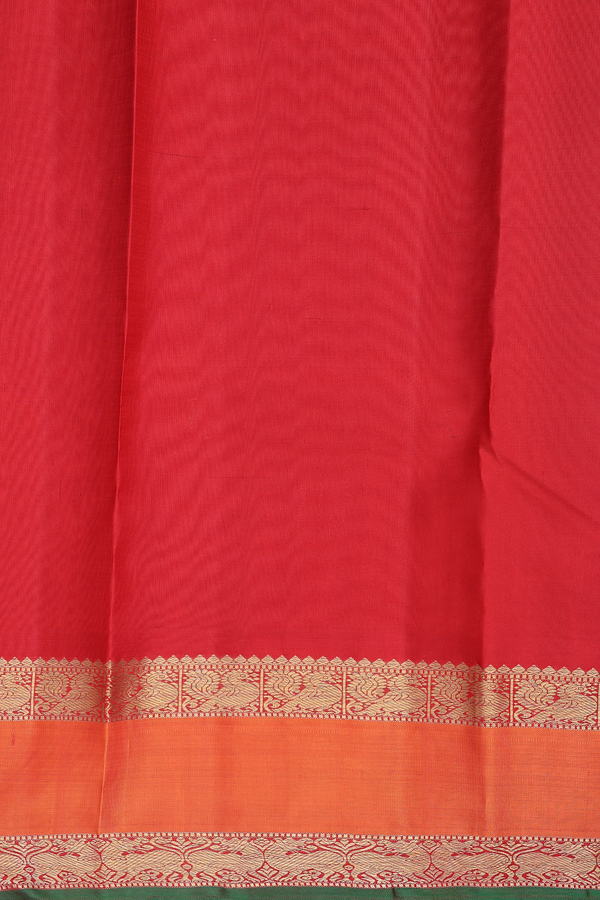 Kanchipuram Silk Saree In Off White With Floral Buttis