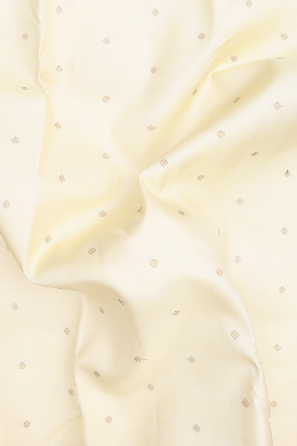 Kanchipuram Silk Saree In Off White With Floral Buttis