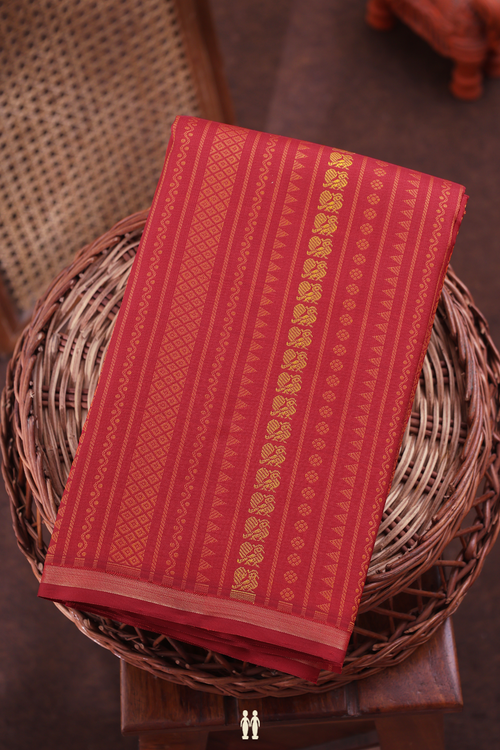 Kanchipuram Silk Saree In Crimson Red With Jacquard Pattern