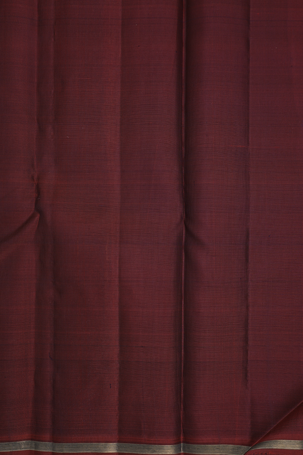Kanchipuram Silk Saree In Maroon With Jacquard Pattern