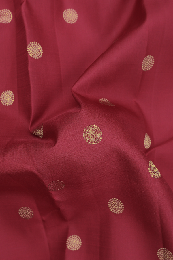 Kanchipuram Silk Saree In Red With Chakram Buttas