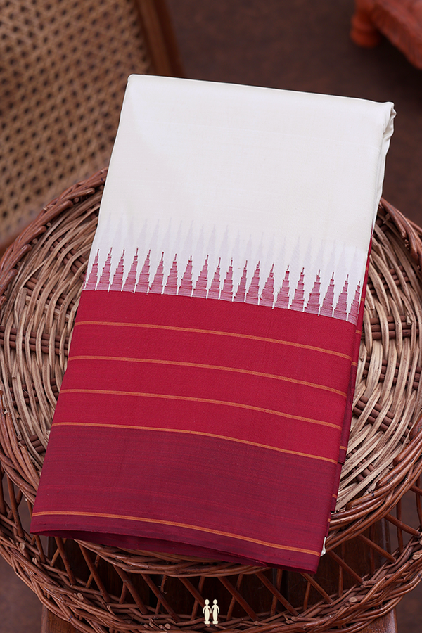 Kanchipuram Silk Saree In White With Contrast Border