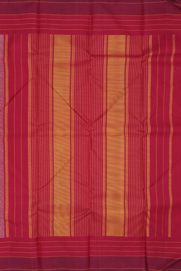 Kanchipuram Silk Saree In White With Contrast Border