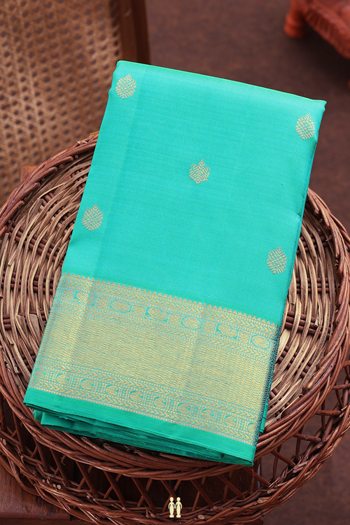 Kanchipuram Silk Saree In Green With Zari Buttas