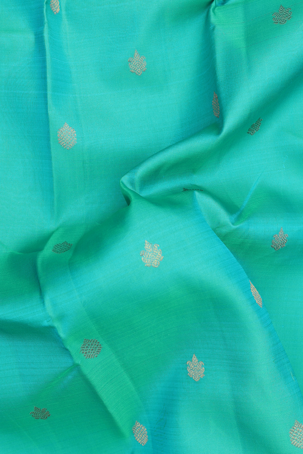 Kanchipuram Silk Saree In Green With Zari Buttas