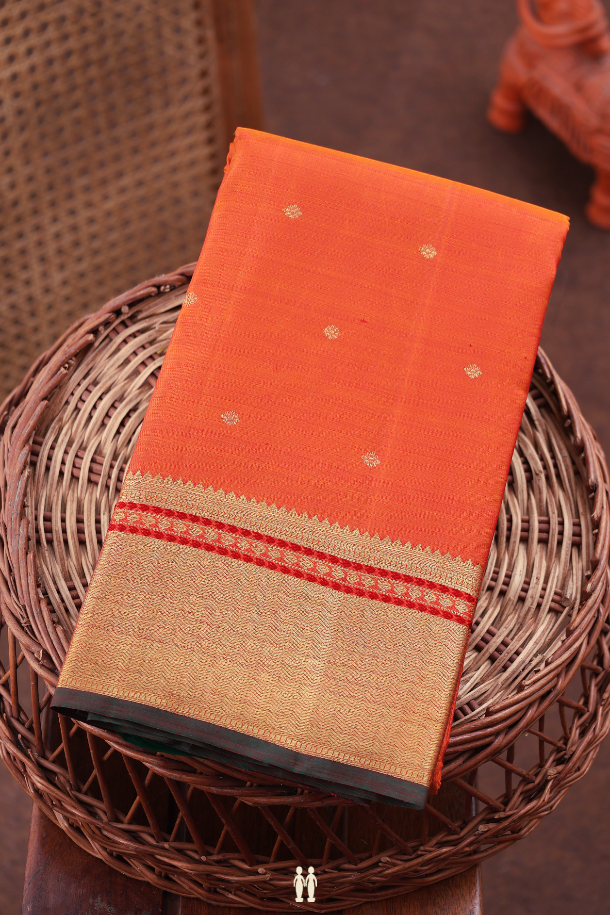 Kanchipuram Silk Saree In Spiced Orange With Floral Buttis