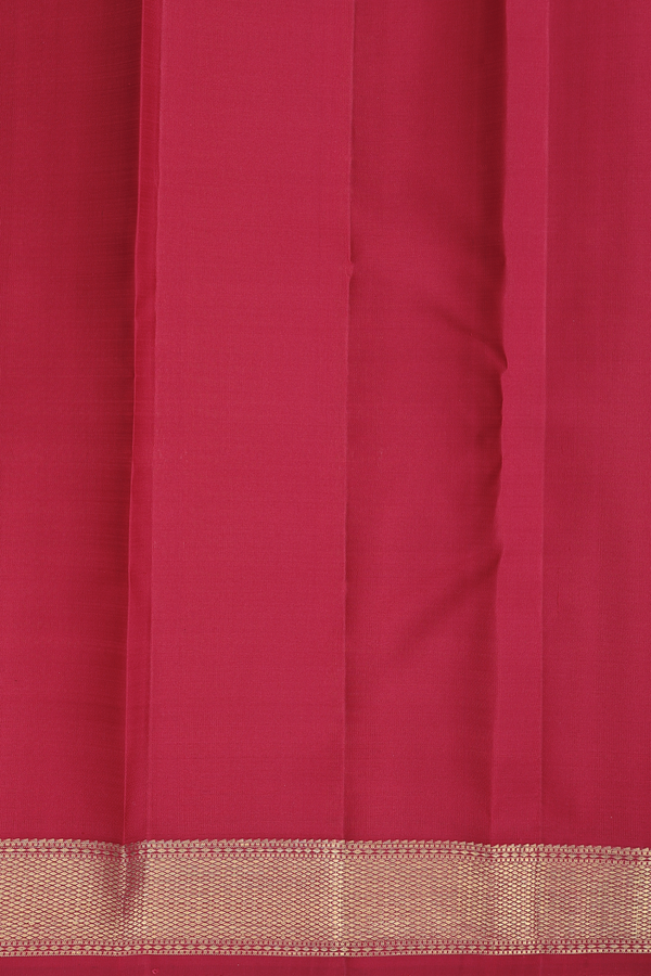 Kanchipuram Silk Saree In Red With Peacock Buttas