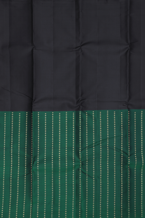 Kanchipuram Silk Saree In Black And Green With Half And Half