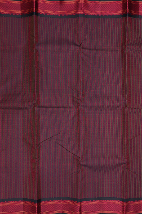Kanchipuram Silk Saree In Black And Red With Jacquard Pattern