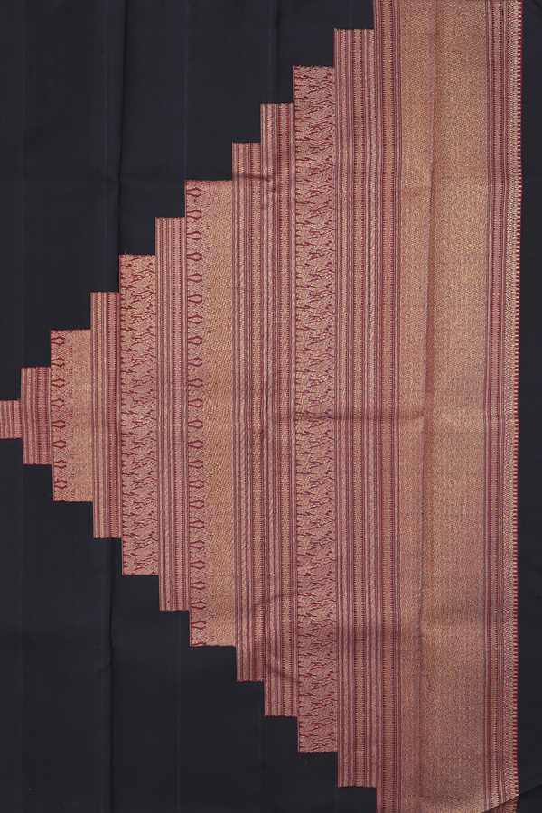 Kanchipuram Silk Saree In Black With Temple Pallu