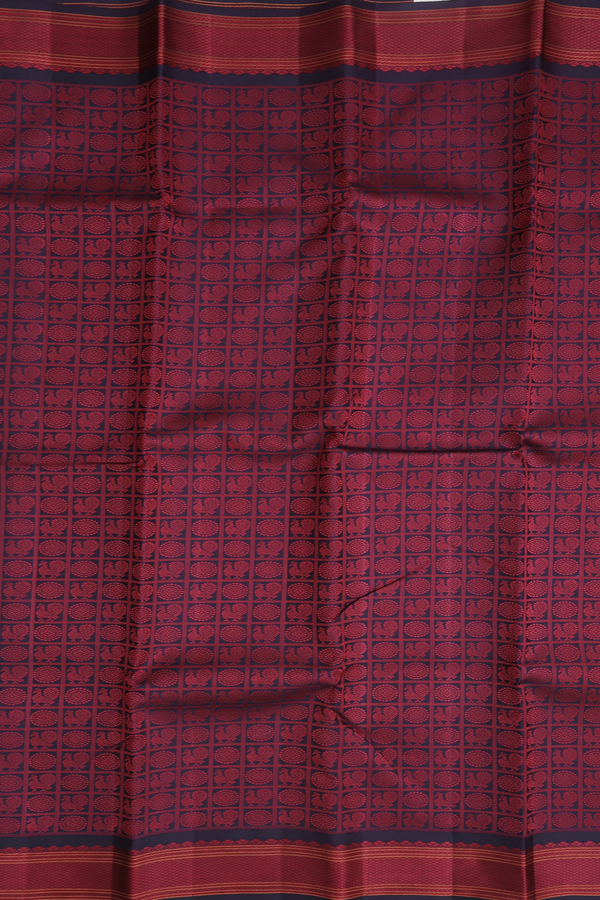 Kanchipuram Silk Saree In Black With Jacquard Pattern