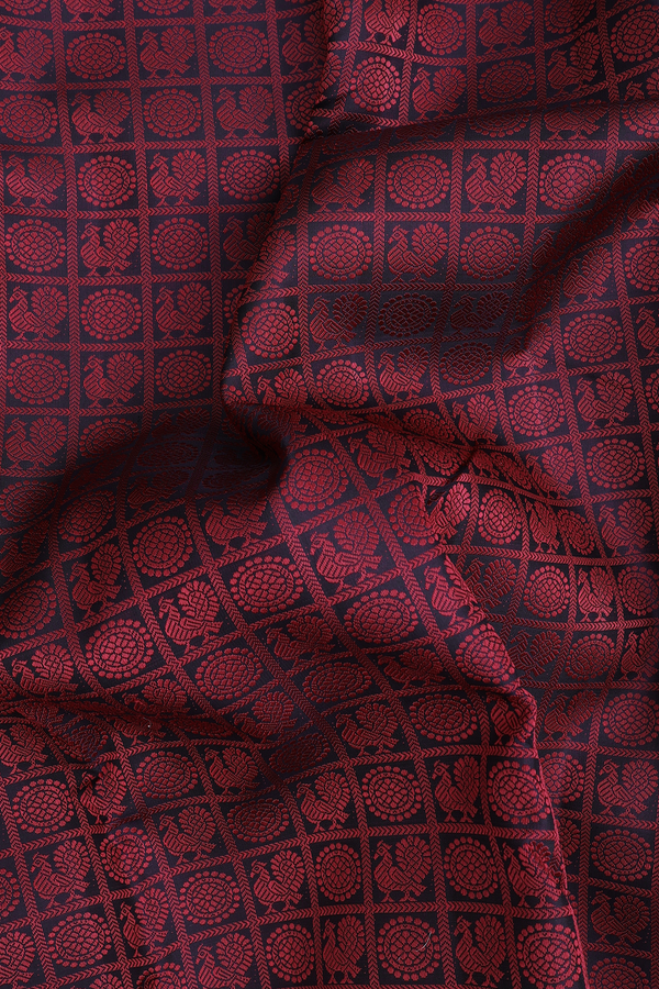 Kanchipuram Silk Saree In Black With Jacquard Pattern