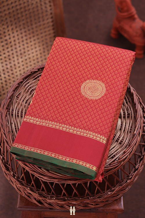 Kanchipuram Silk Saree In Red With Jacquard Pattern