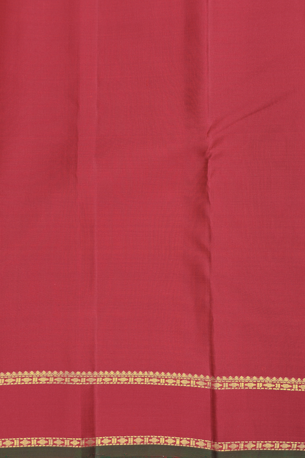 Kanchipuram Silk Saree In Red With Jacquard Pattern