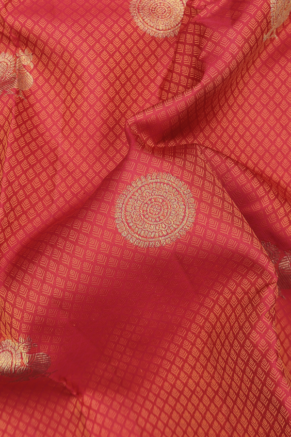 Kanchipuram Silk Saree In Red With Jacquard Pattern