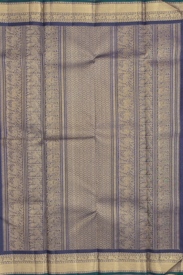 Kanchipuram Silk Saree In Red With Floral Buttis