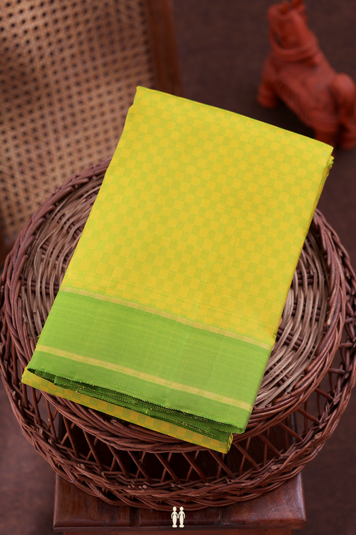 Kanchipuram Silk Saree In Green And Yellow Paai Madippu Kattam