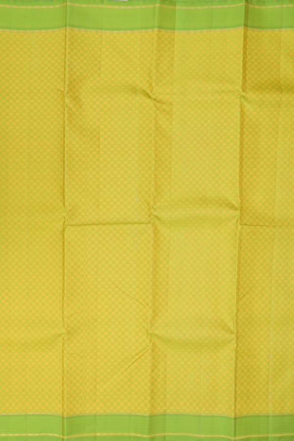 Kanchipuram Silk Saree In Green And Yellow Paai Madippu Kattam