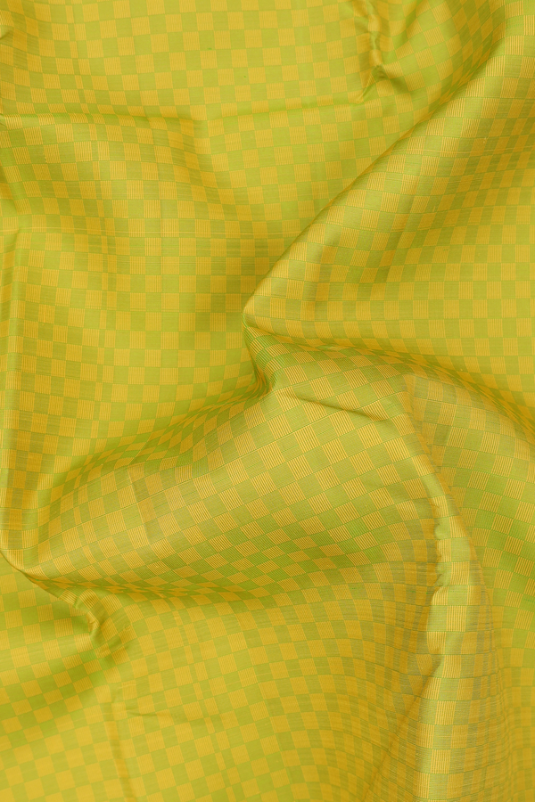 Kanchipuram Silk Saree In Green And Yellow Paai Madippu Kattam