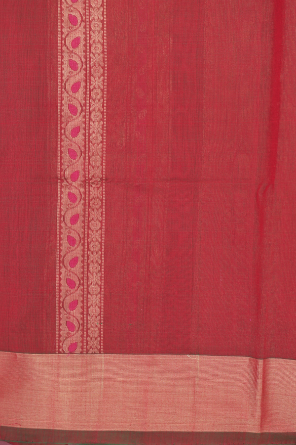 Kora Silk Cotton Saree In Rani Pink With Floral Buttas