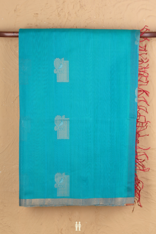 Kora Silk Cotton Saree In Green With Peacock Buttas