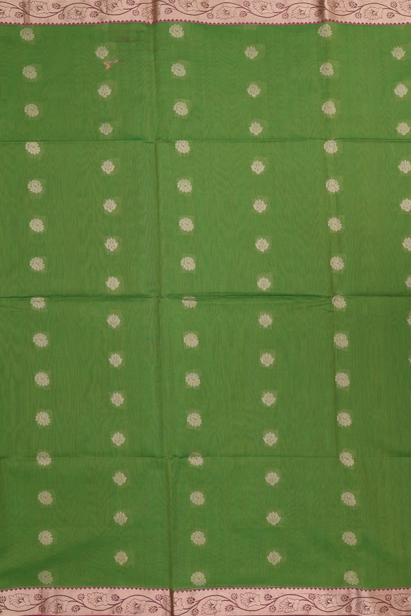 Kora Silk Cotton Saree In Green With Zari Buttas