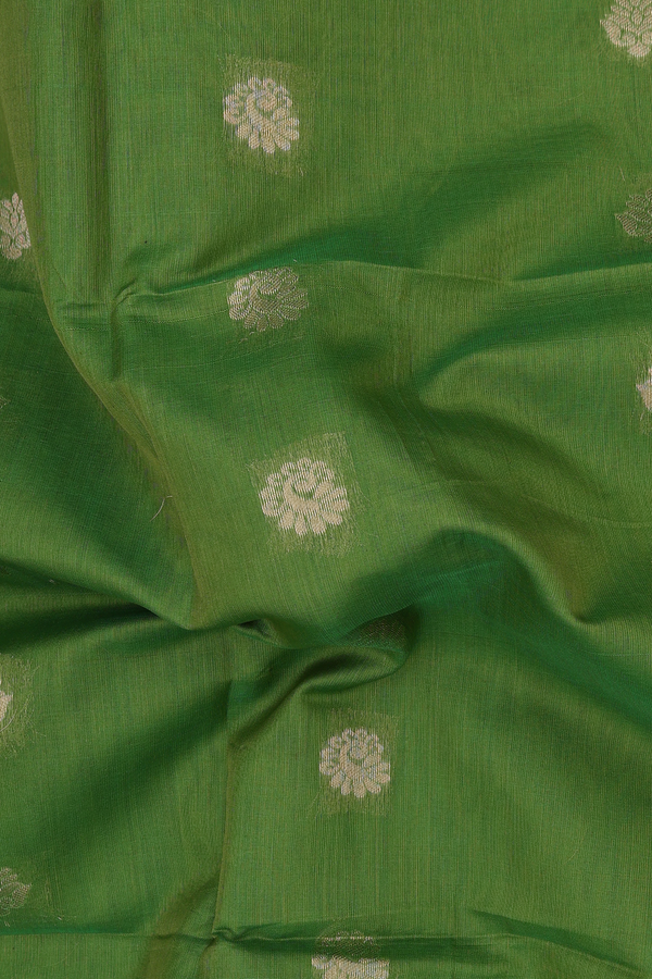 Kora Silk Cotton Saree In Green With Zari Buttas