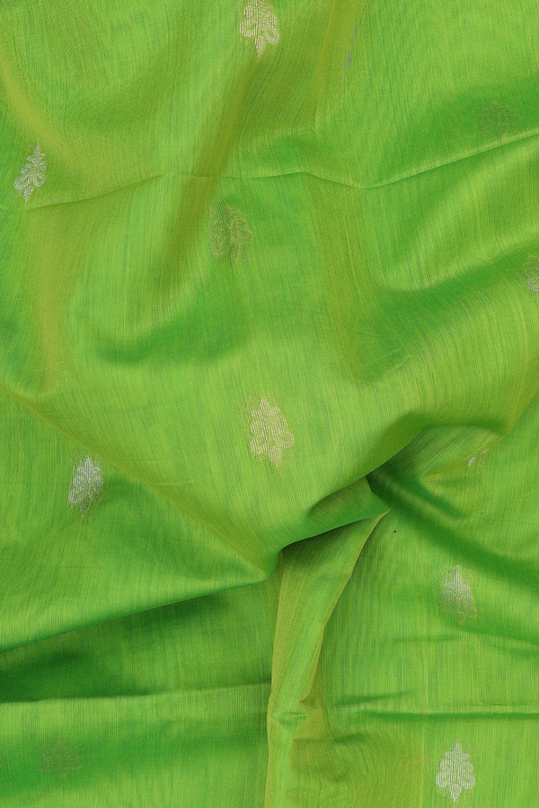 Kora Silk Cotton Saree In Parrot Green With Paisley Buttas