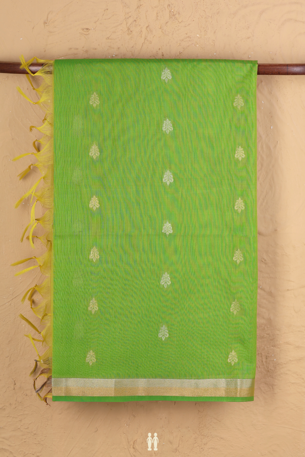 Kora Silk Cotton Saree In Parrot Green With Paisley Buttas
